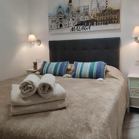 Malasana 51, New Art Apartment, Breakfast Included, Historic Center, Quite Neighborhood, Ml Lägenhet Málaga