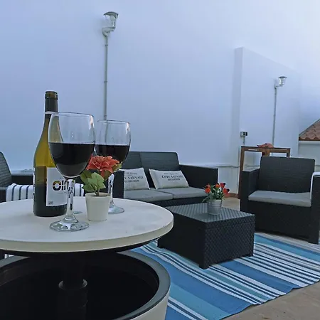 Lägenhet Malasana 51, New Art Apartment, Breakfast Included, Historic Center, Quite Neighborhood, Ml
