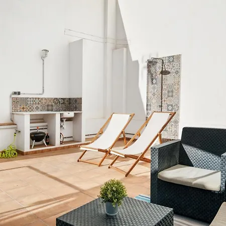 Malasana 51, New Art Apartment, Breakfast Included, Historic Center, Quite Neighborhood, Ml Lägenhet *