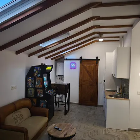 Malasana 51, New Art Apartment, Breakfast Included, Historic Center, Quite Neighborhood, Ml マラガ